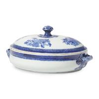 A Chinese Export Porcelain Blue Fitzhugh Covered Tureen