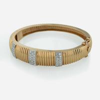 A 14K Yellow Gold and Diamond Bracelet