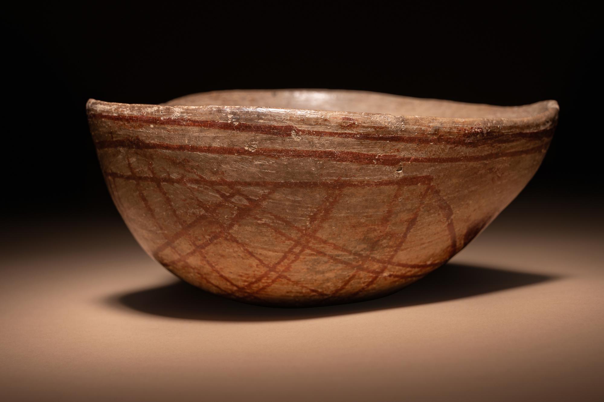A Chupicuaro Creamware Pinch Bowl
