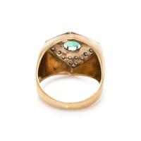 EMERALD AND DIAMOND RING