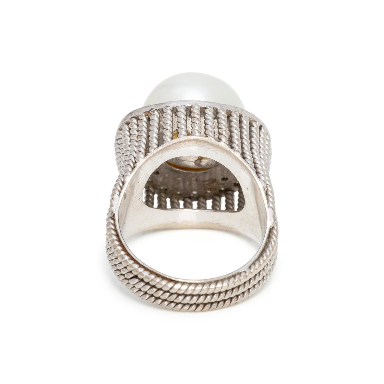 CULTURED PEARL AND DIAMOND RING