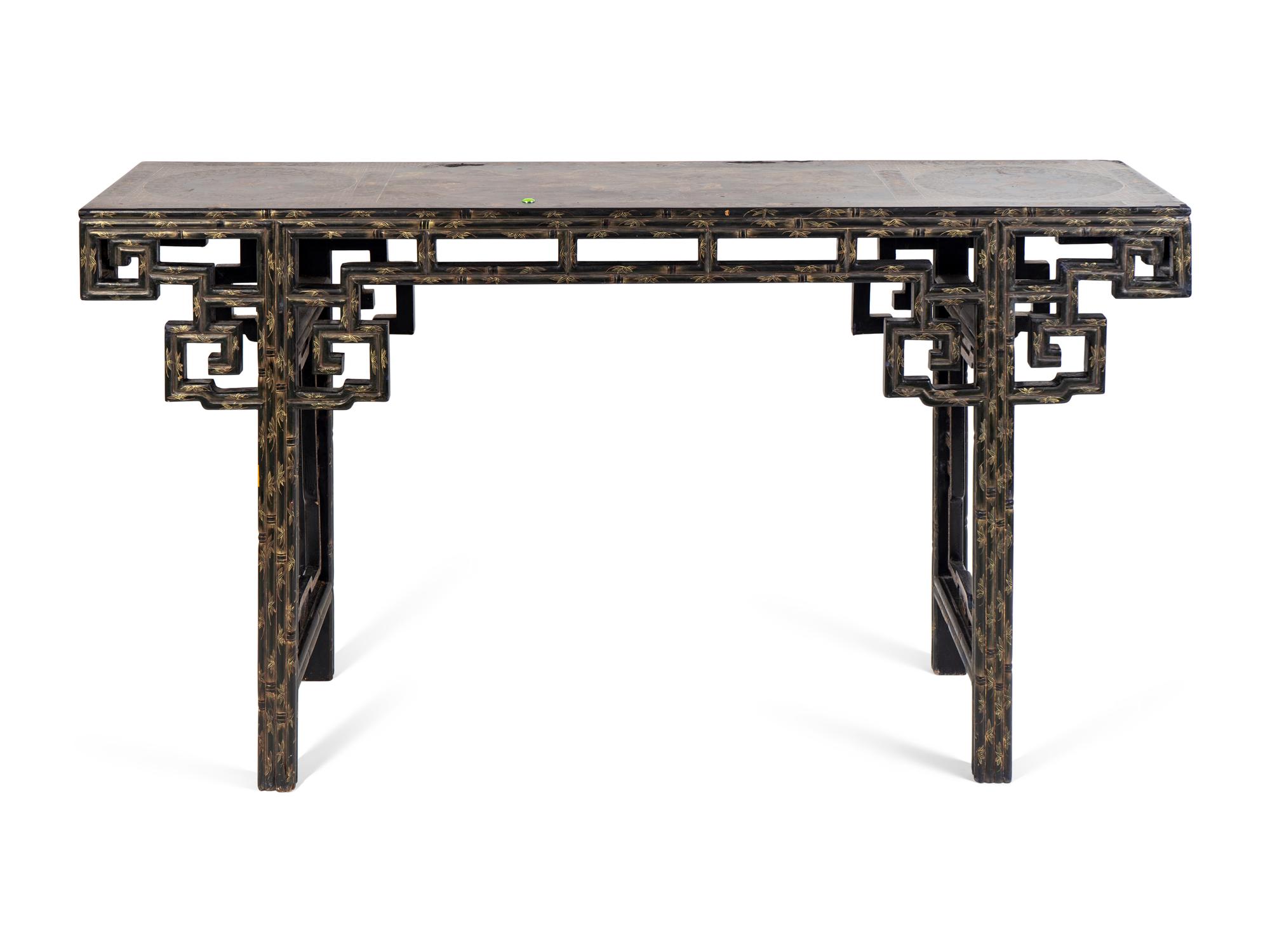 A Chinese Green Lacquer and Parcel Gilt Altar Table — 20TH CENTURY
