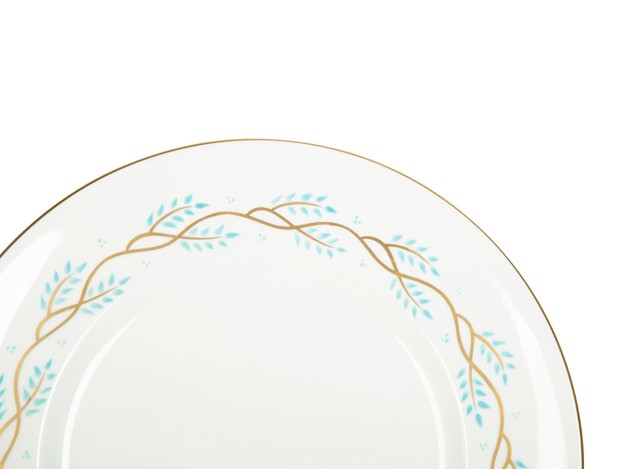 A Coalport Porcelain Encore Dinner Service