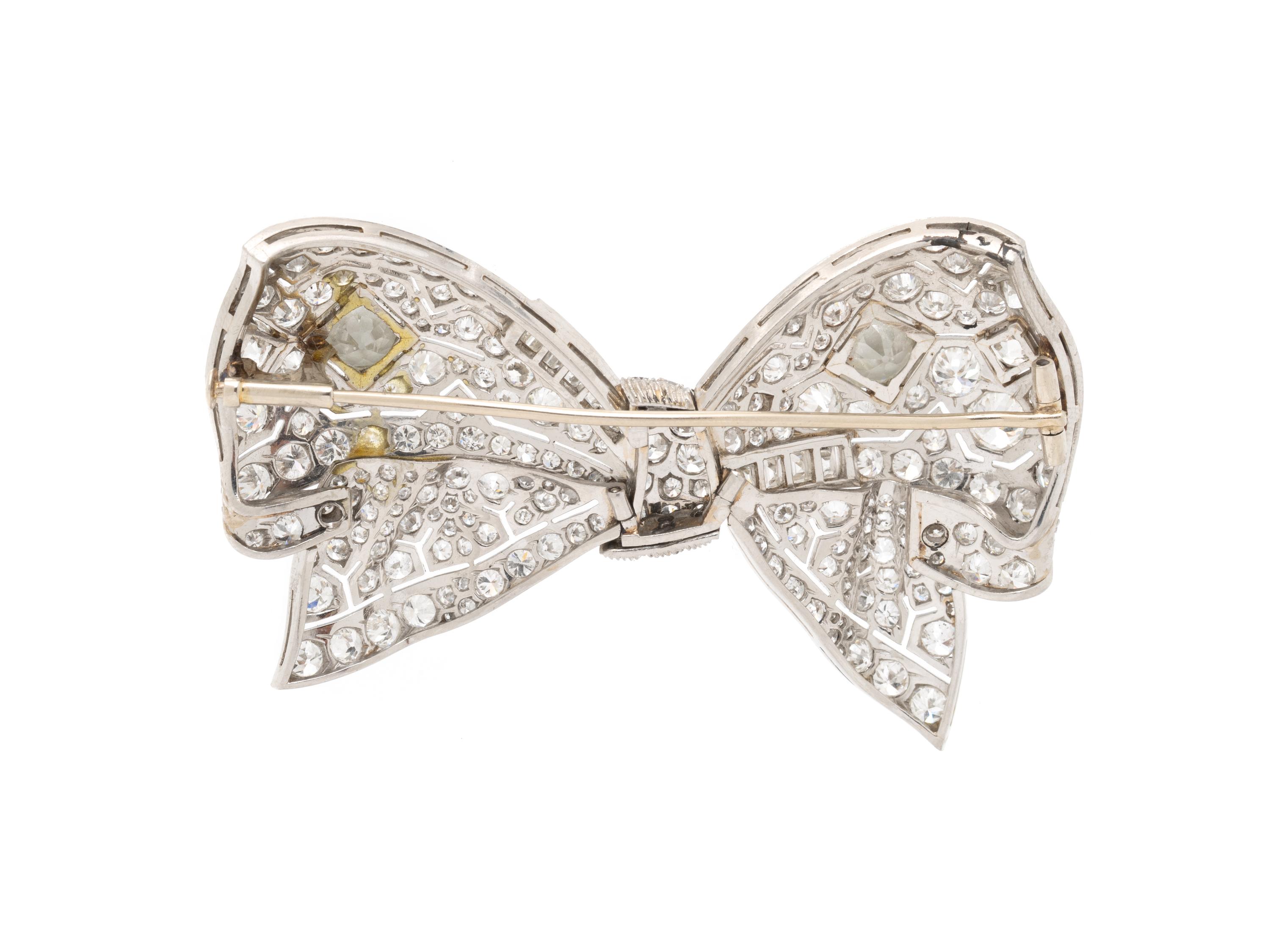 DIAMOND AND PLATINUM BOW BROOCH