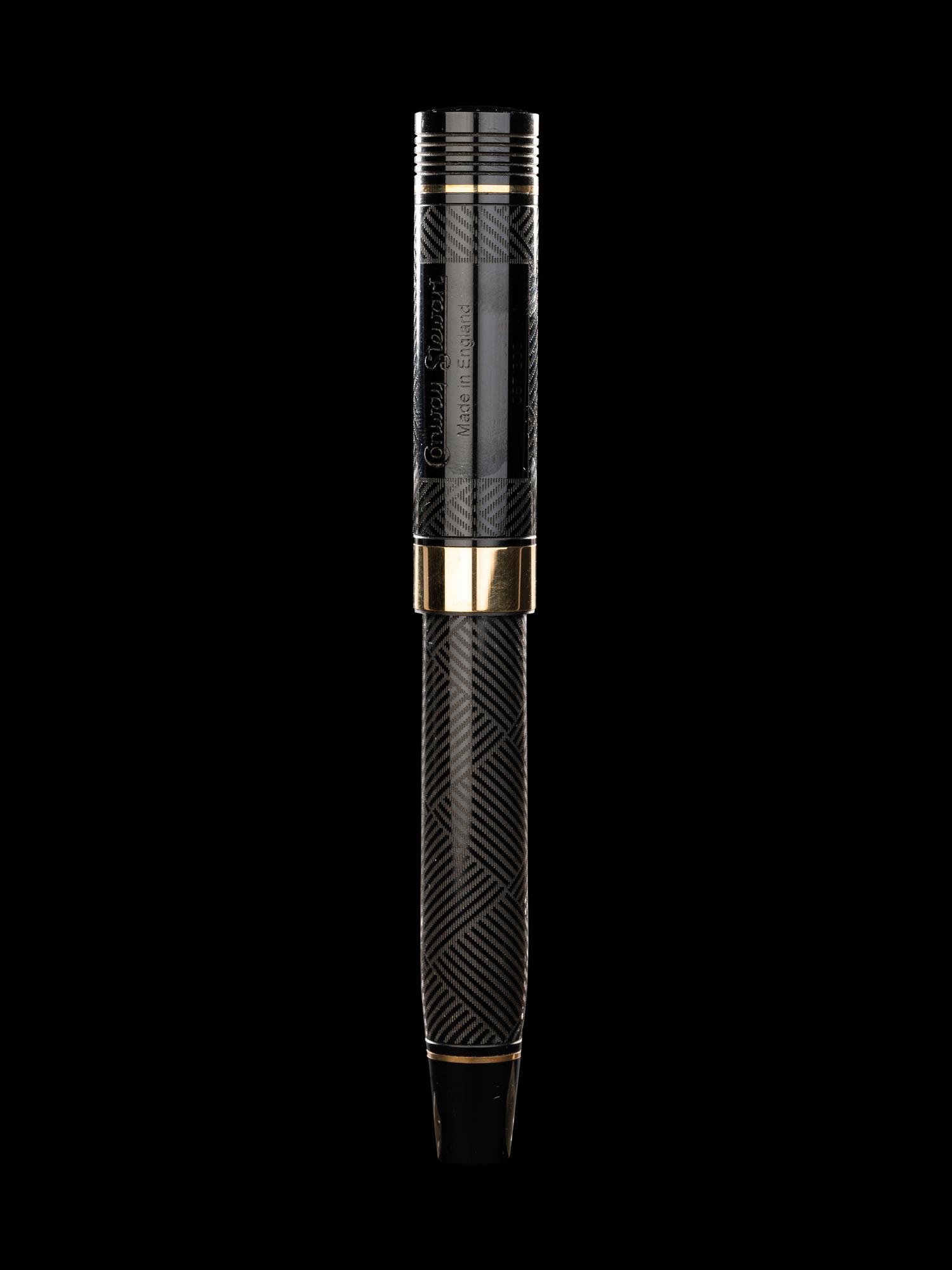 Conway Stewart: Churchill-Ebonite and Gilt Trim Limited Edition Ballpoint Pen
