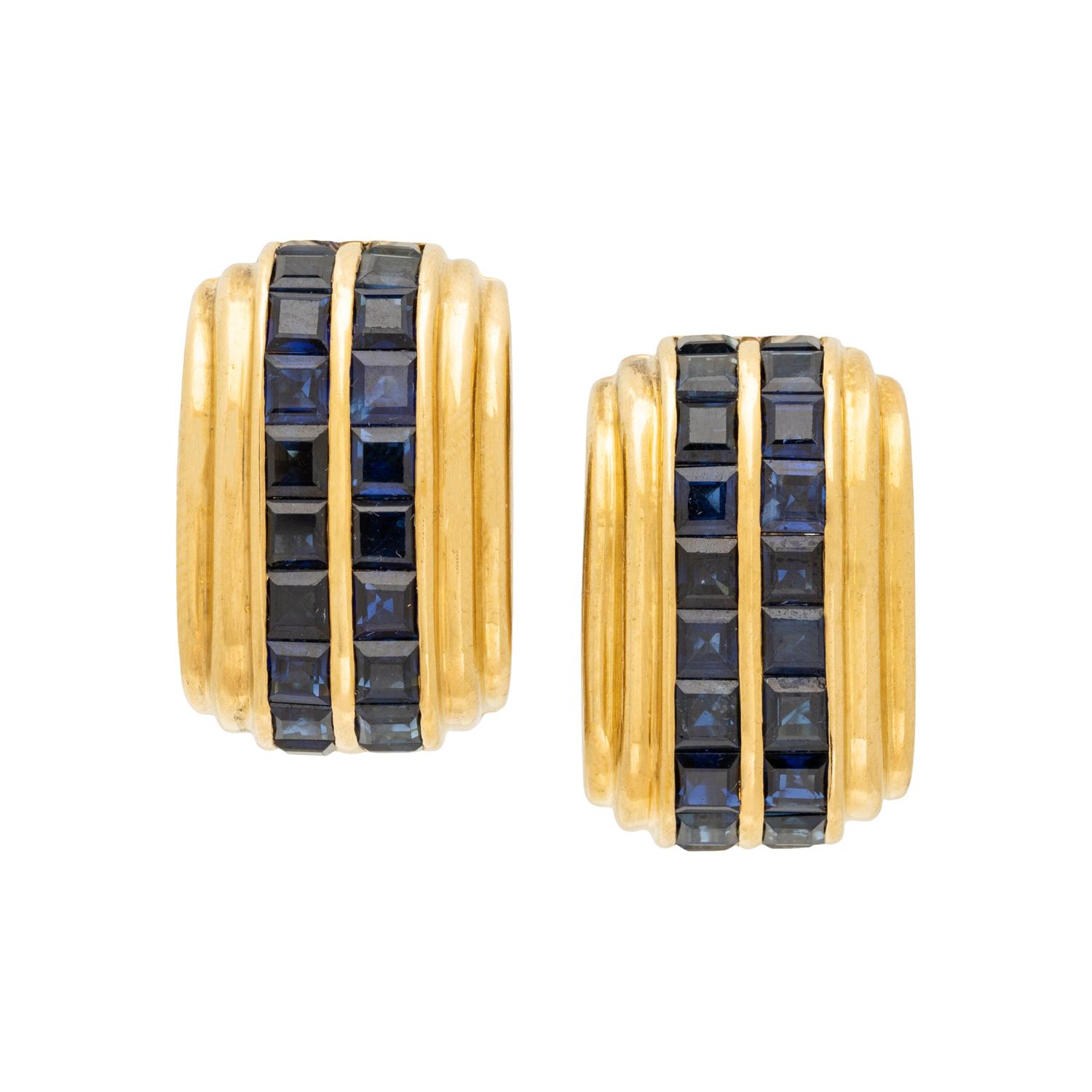 YELLOW GOLD AND SAPPHIRE EARRINGS