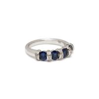 SAPPHIRE AND DIAMOND RING