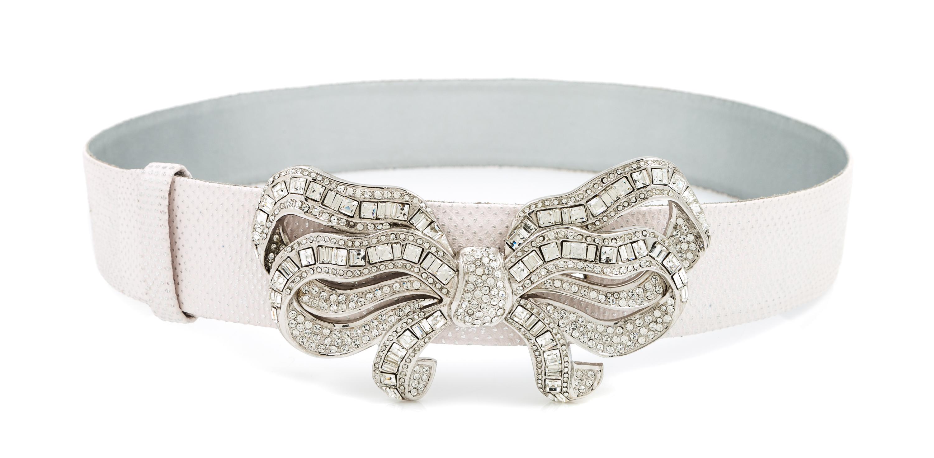 A Judith Leiber White and Silver Metallic Belt, Size small. 33.5"