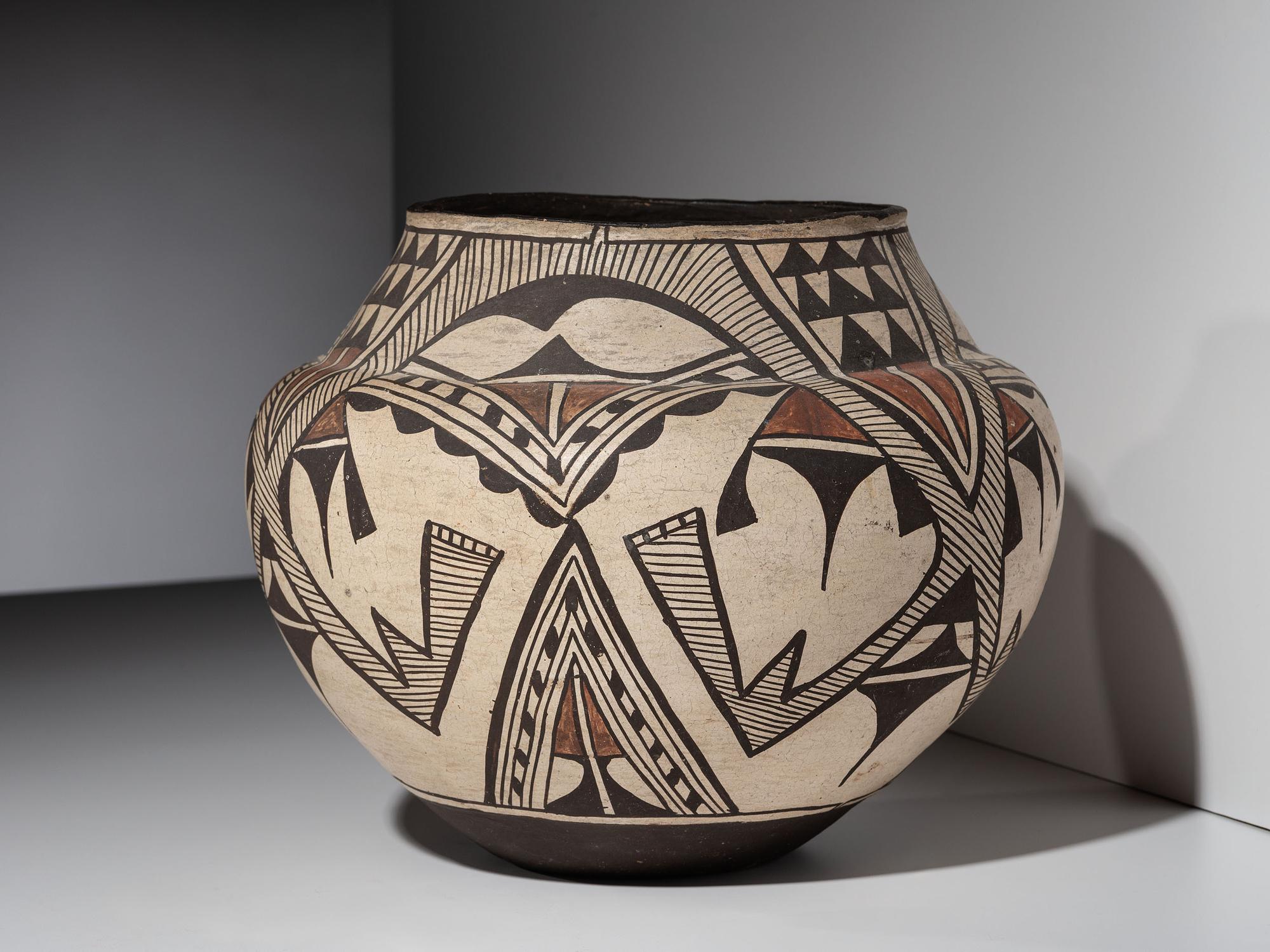 Zuni Pottery Olla