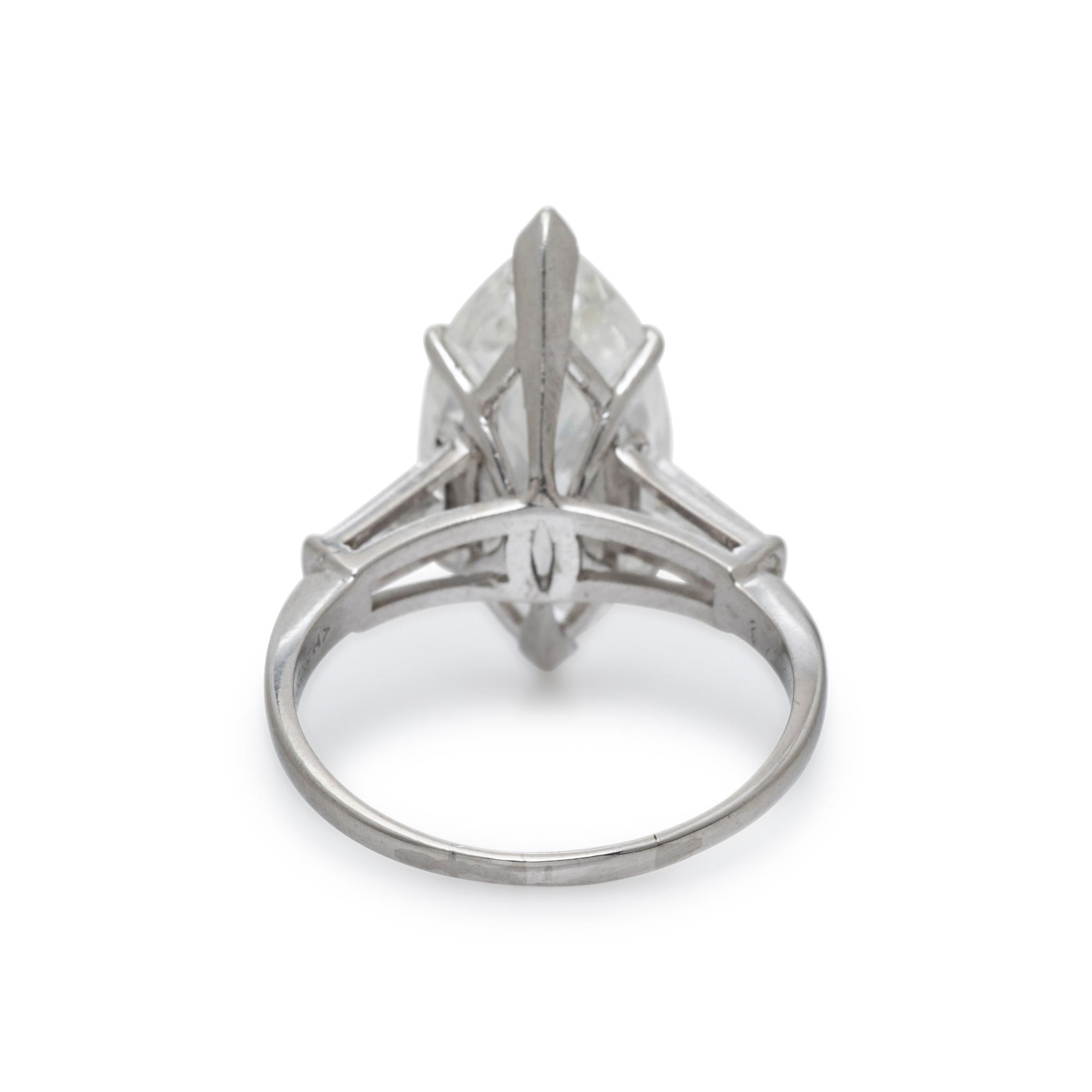 MARQUISE CUT DIAMOND AND PLATINUM RING
