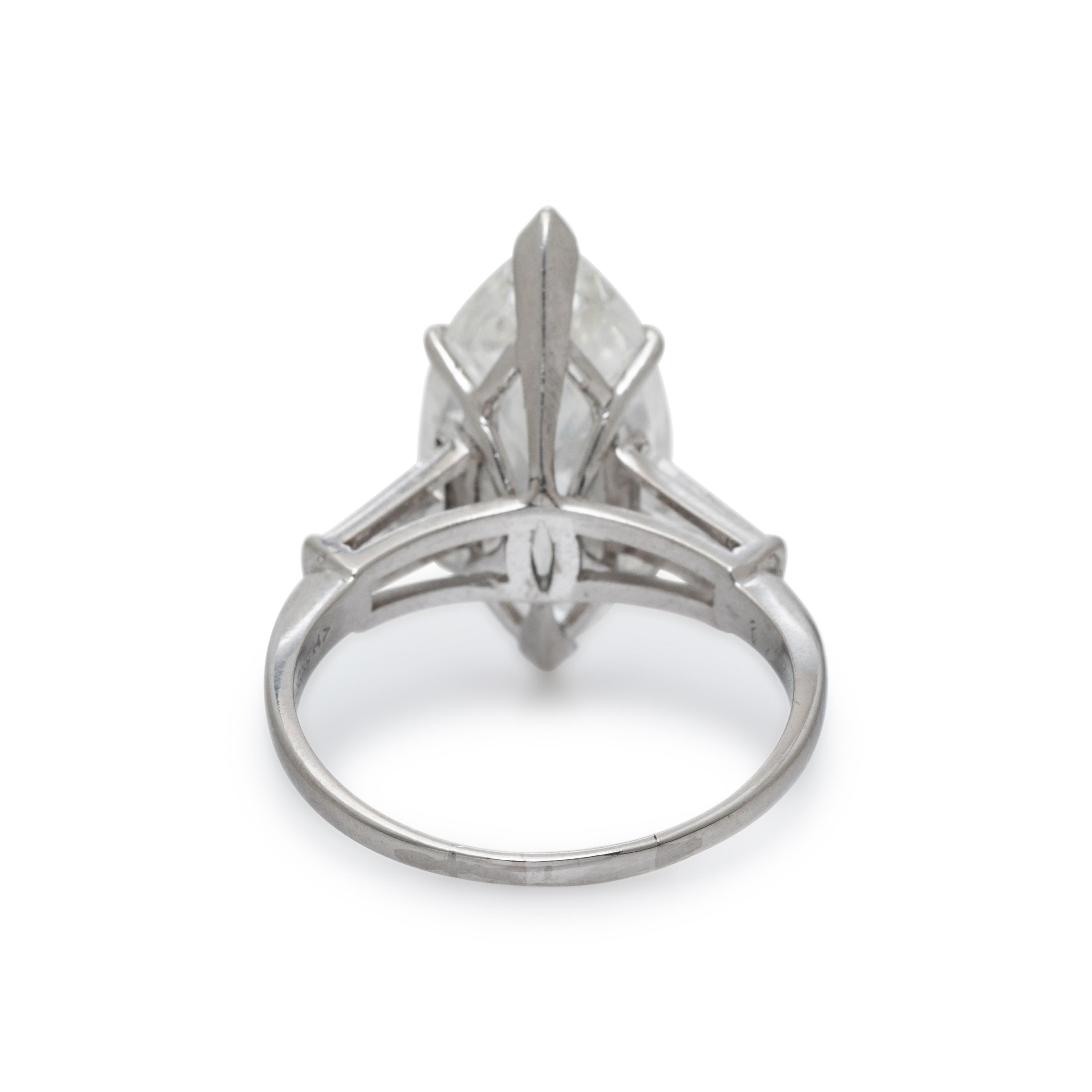 MARQUISE CUT DIAMOND AND PLATINUM RING