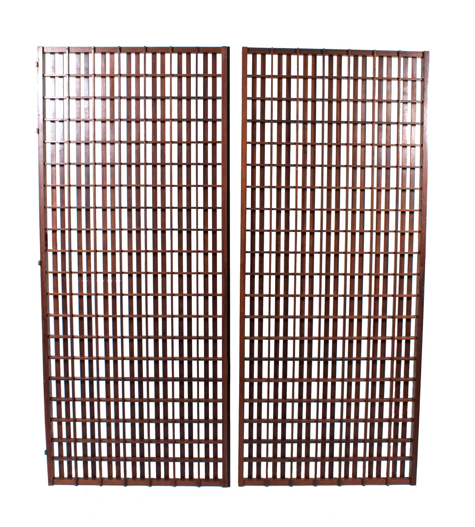 A Japanese Style Wood Shoji Screen Height 95 1/2 x width 82 inches. — 20TH CENTURY