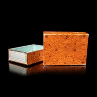 A Chinese Faux Bois Decorated Porcelain 'Books' Box and Cover, Qing Dynasty, 18th-19th Century 清中期 仿木紋釉書式蓋盒
