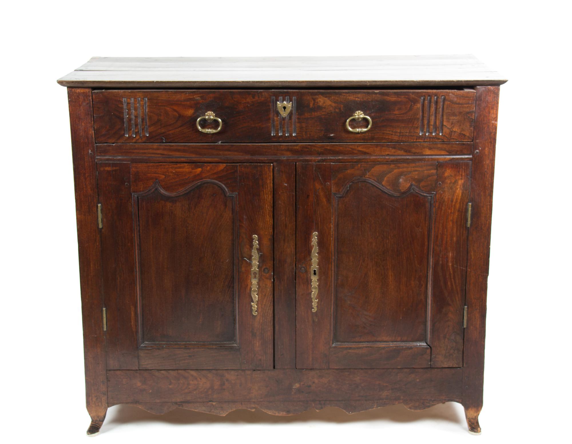 A Louis XV Provincial Oak Cabinet Height 39 x width 44 1/2 x depth 19 1/2 inches. — EARLY 19TH CENTURY
