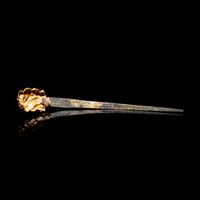 A Chinese Gold and Silver Hairpin, Zan, Ming-Qing Dynasty 明-清 銀脚金花卉頭簪
