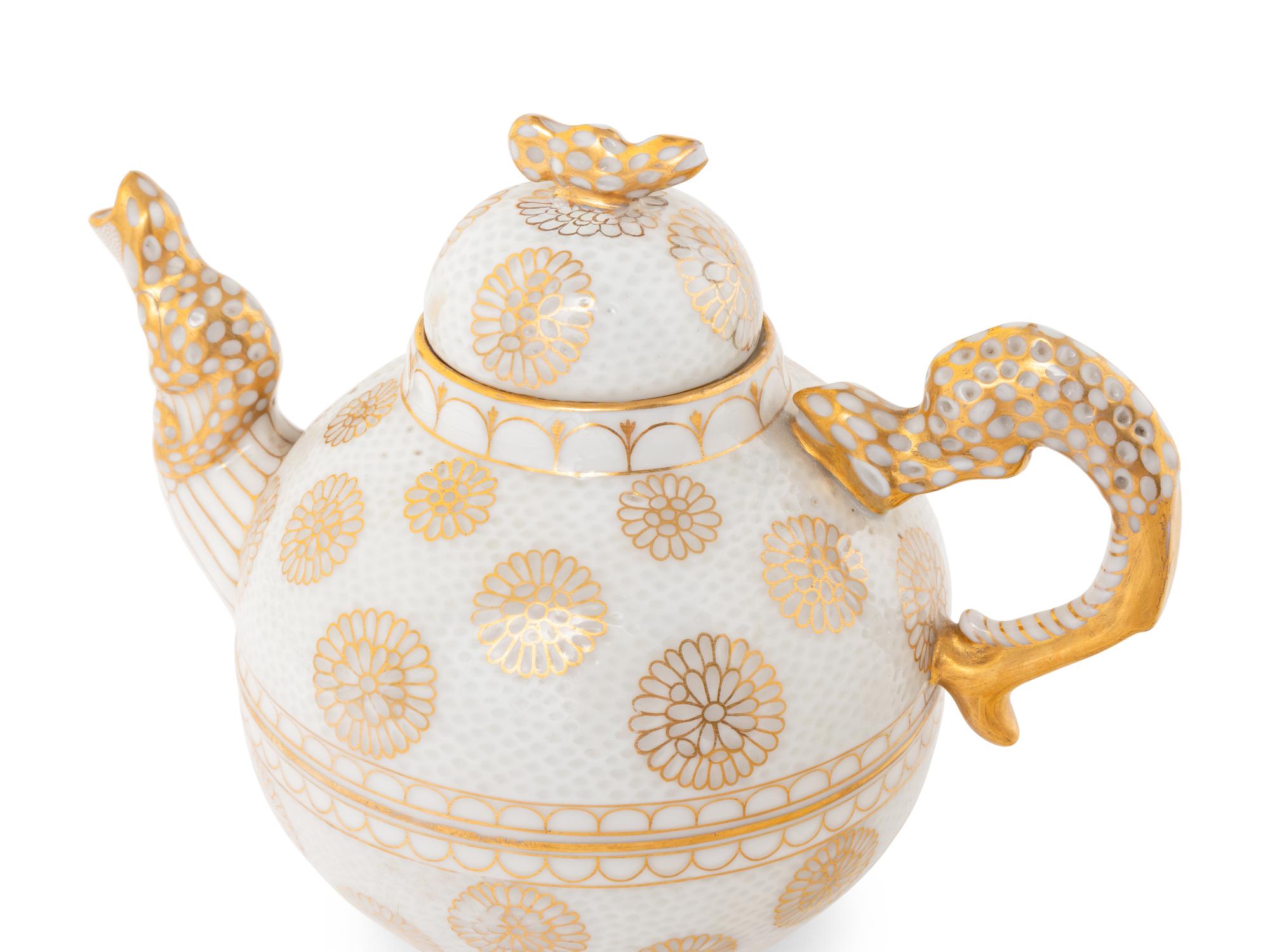 A Herend Porcelain Japonisme Tea Service
