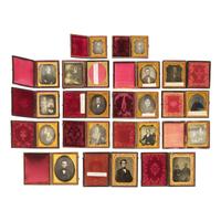 [Early Photography] Collection of 17 Assorted Photographs, All Identified