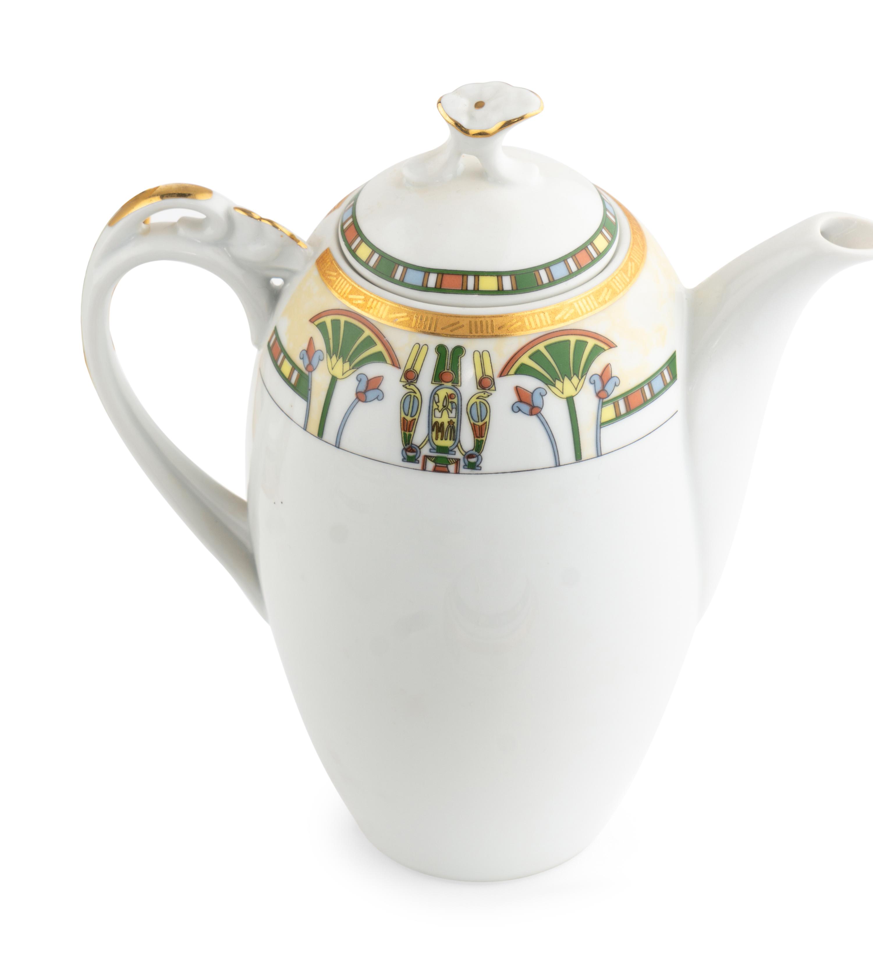 A Czech Porcelain Dinner Service