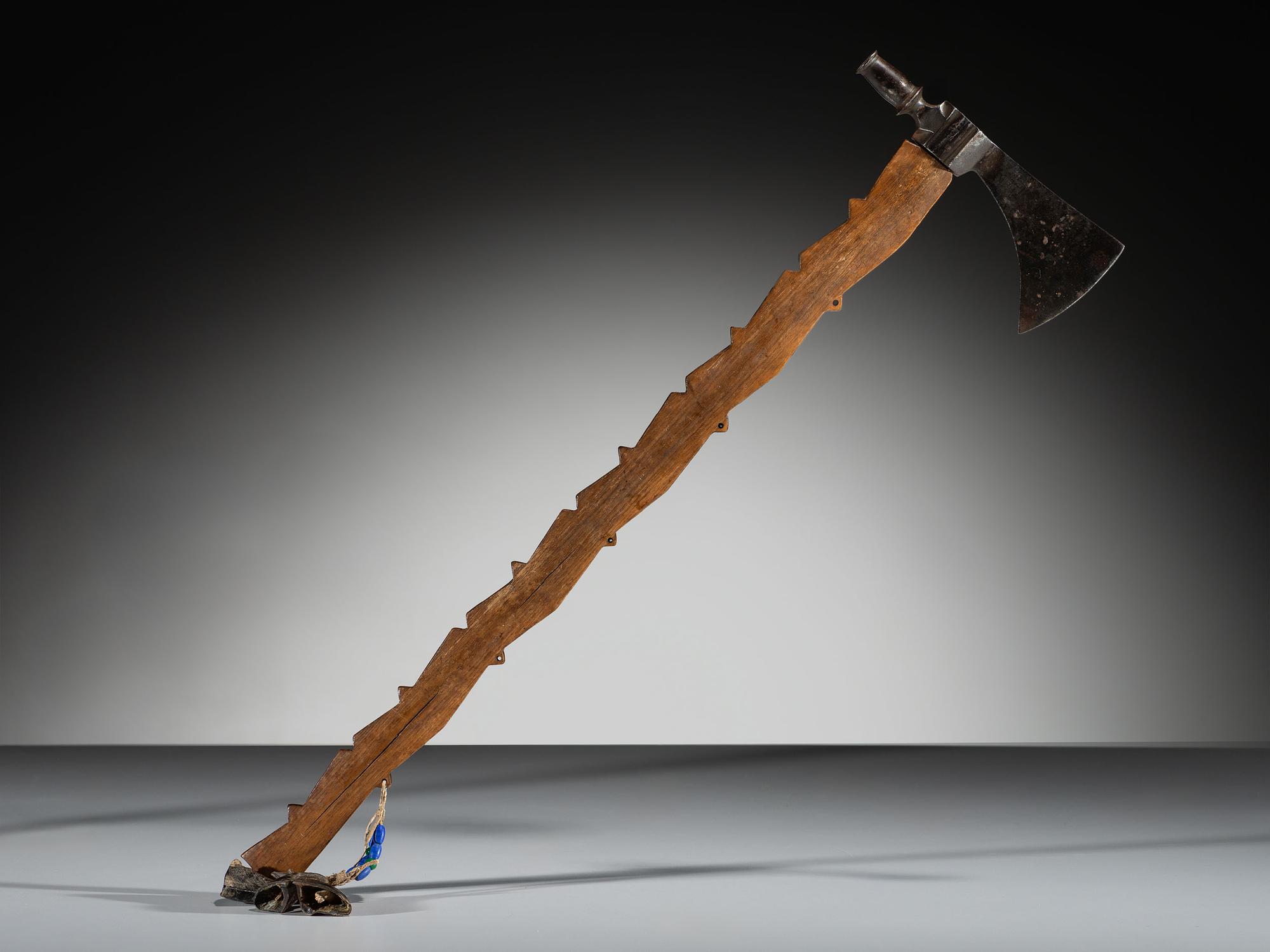 Minnesota Chippewa Pipe Tomahawk, with Scalloped Haft