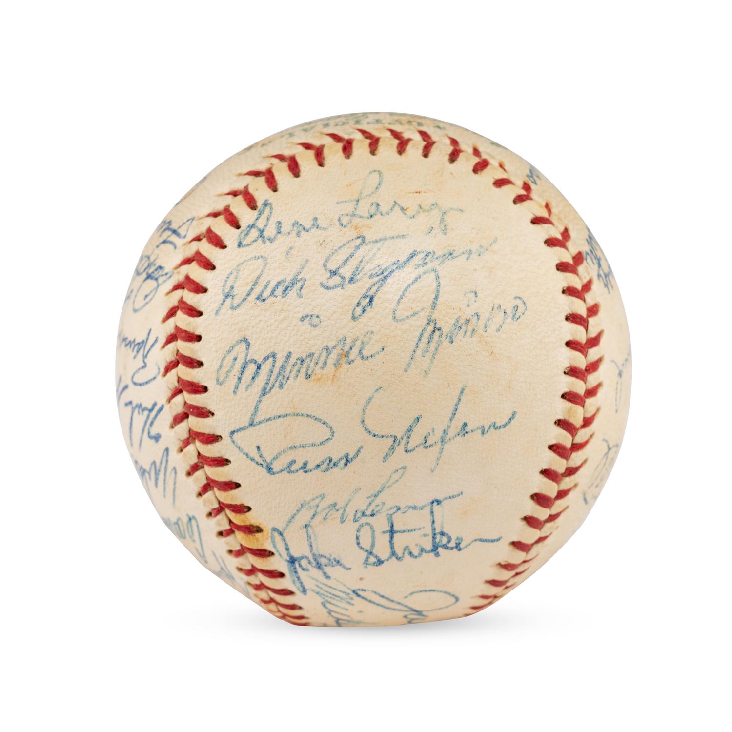 A 1959 Cleveland Indians Team Signed Autograph Baseball