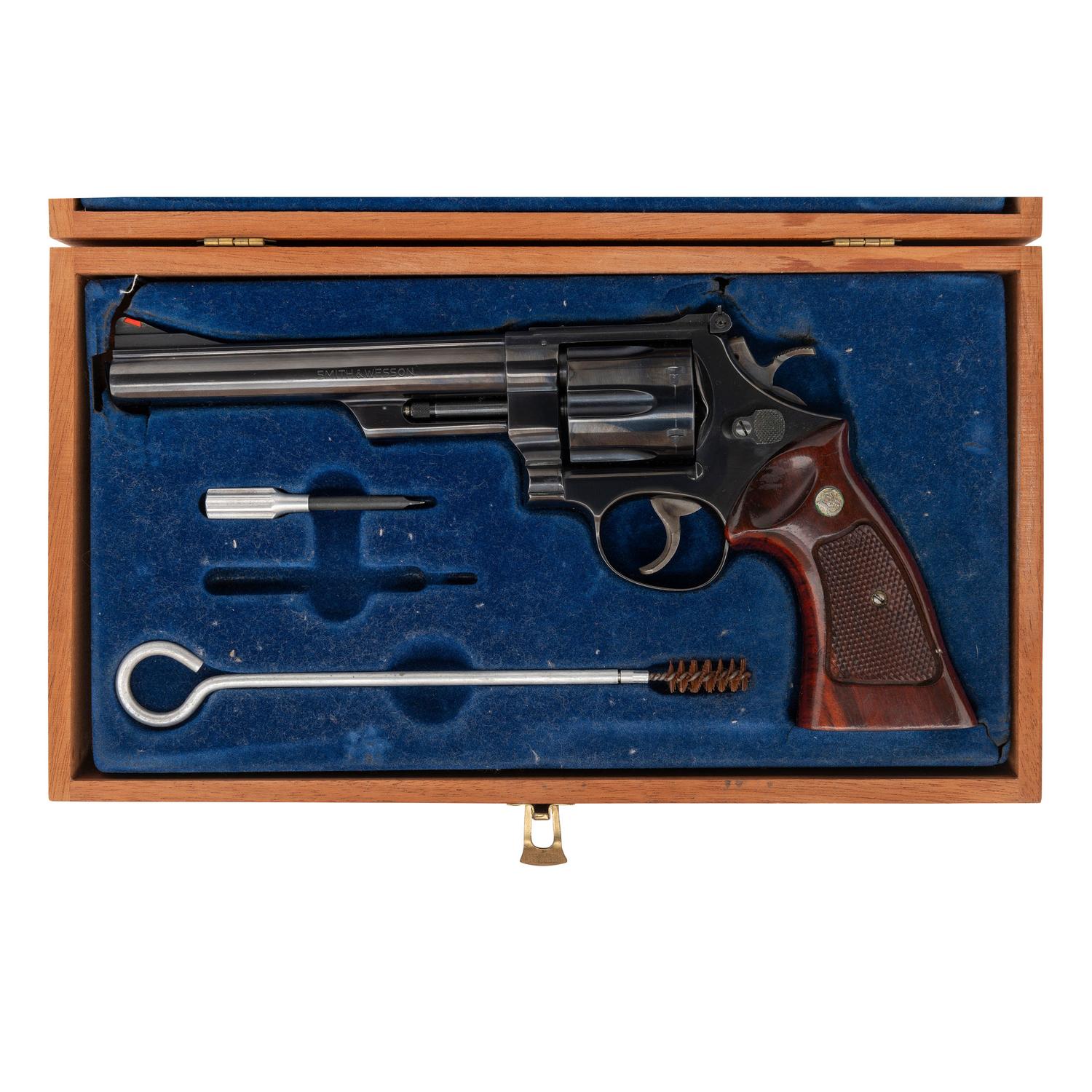 *Smith & Wesson Model 29-2 in Box