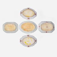 Five assorted Chinese export clobbered porcelain trays 外銷瓷盤五件 Late 18th to early 19th century ???????????
