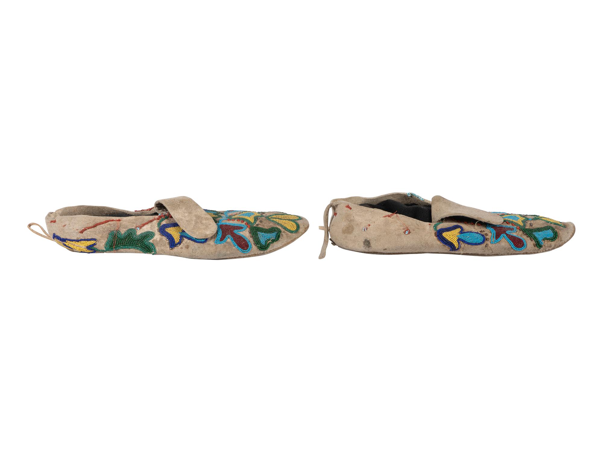 Apsáalooke [Crow] Beaded Hide Moccasins