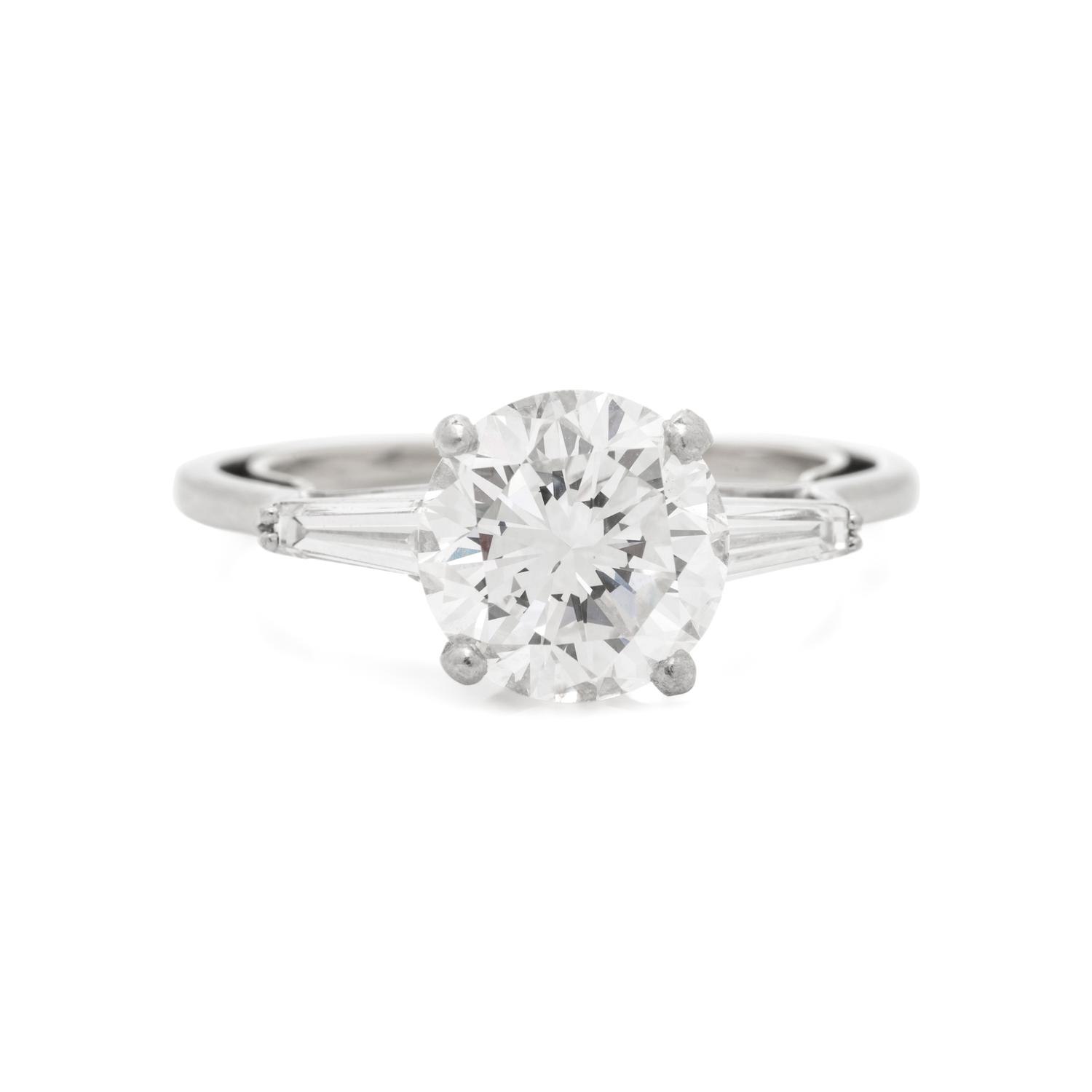 DIAMOND RING