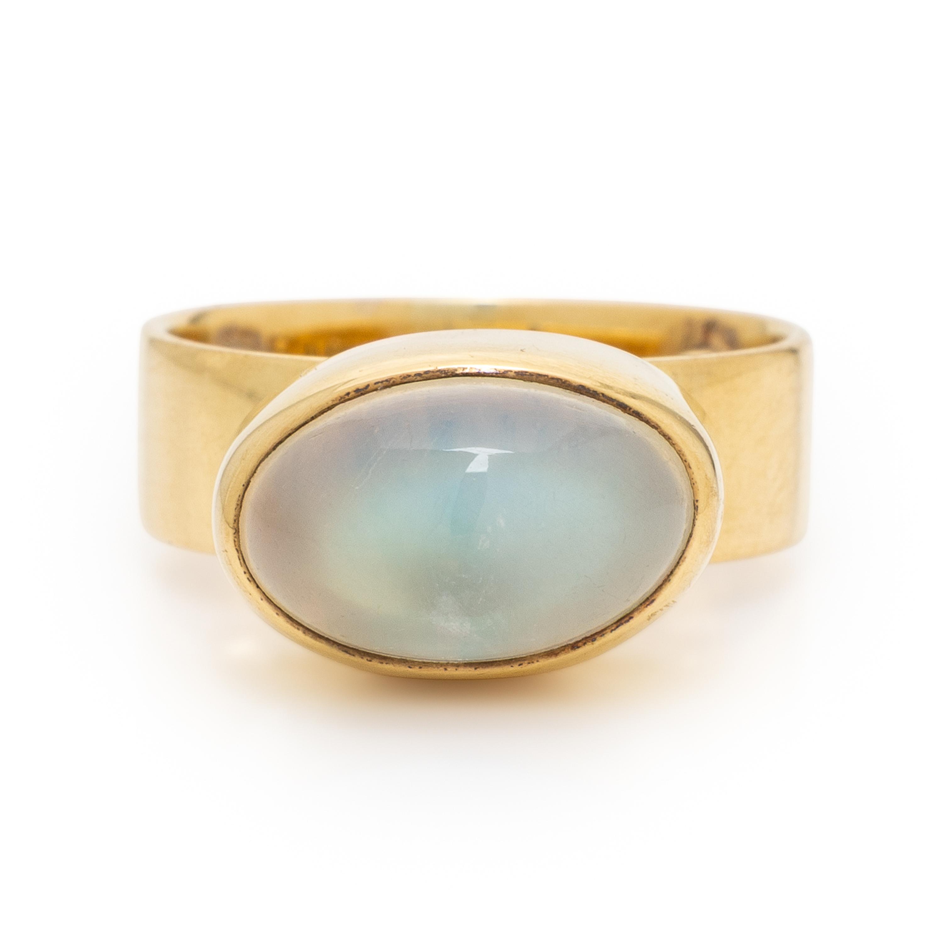 Wendy Ramshaw, Moonstone and Yellow Gold Ring