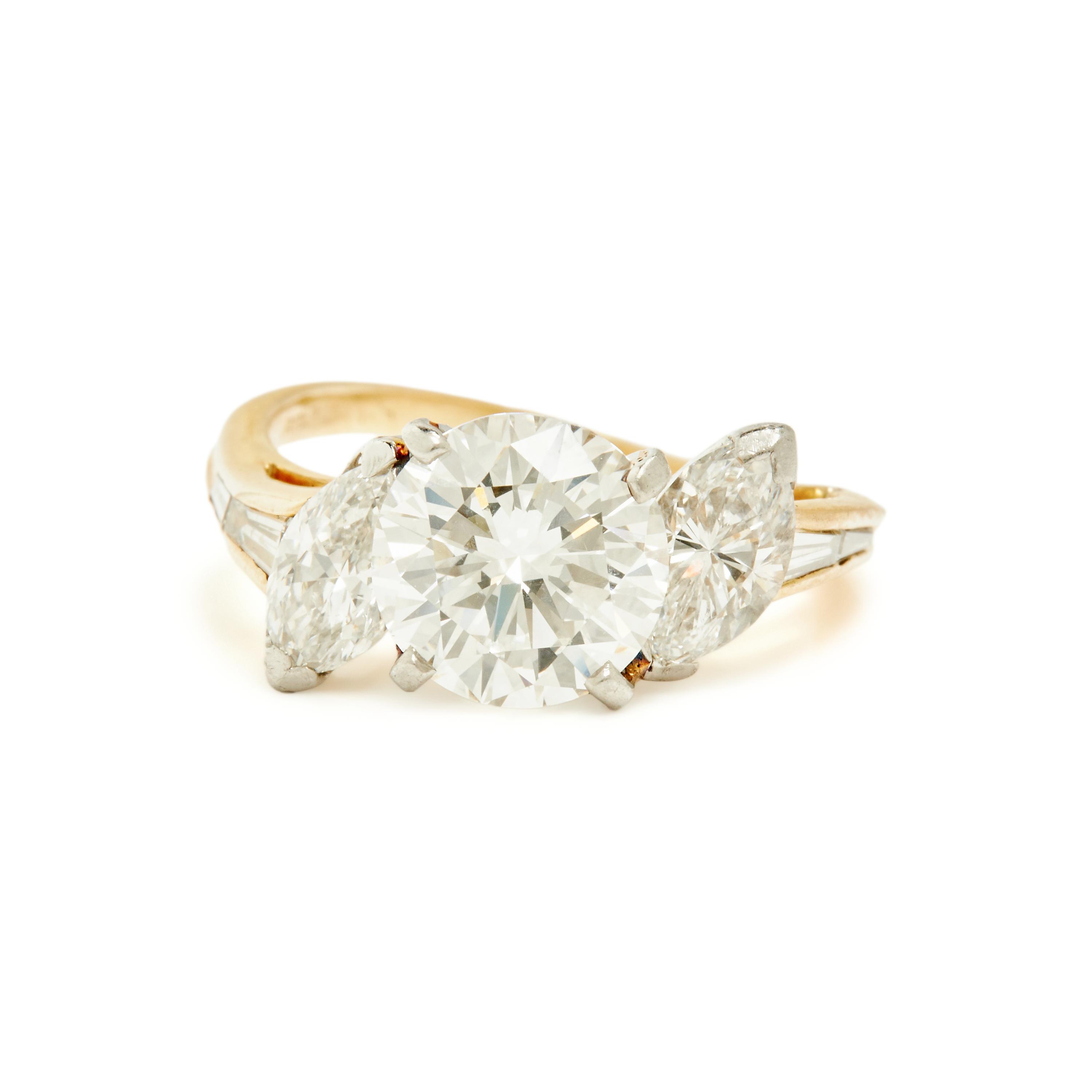 DIAMOND RING