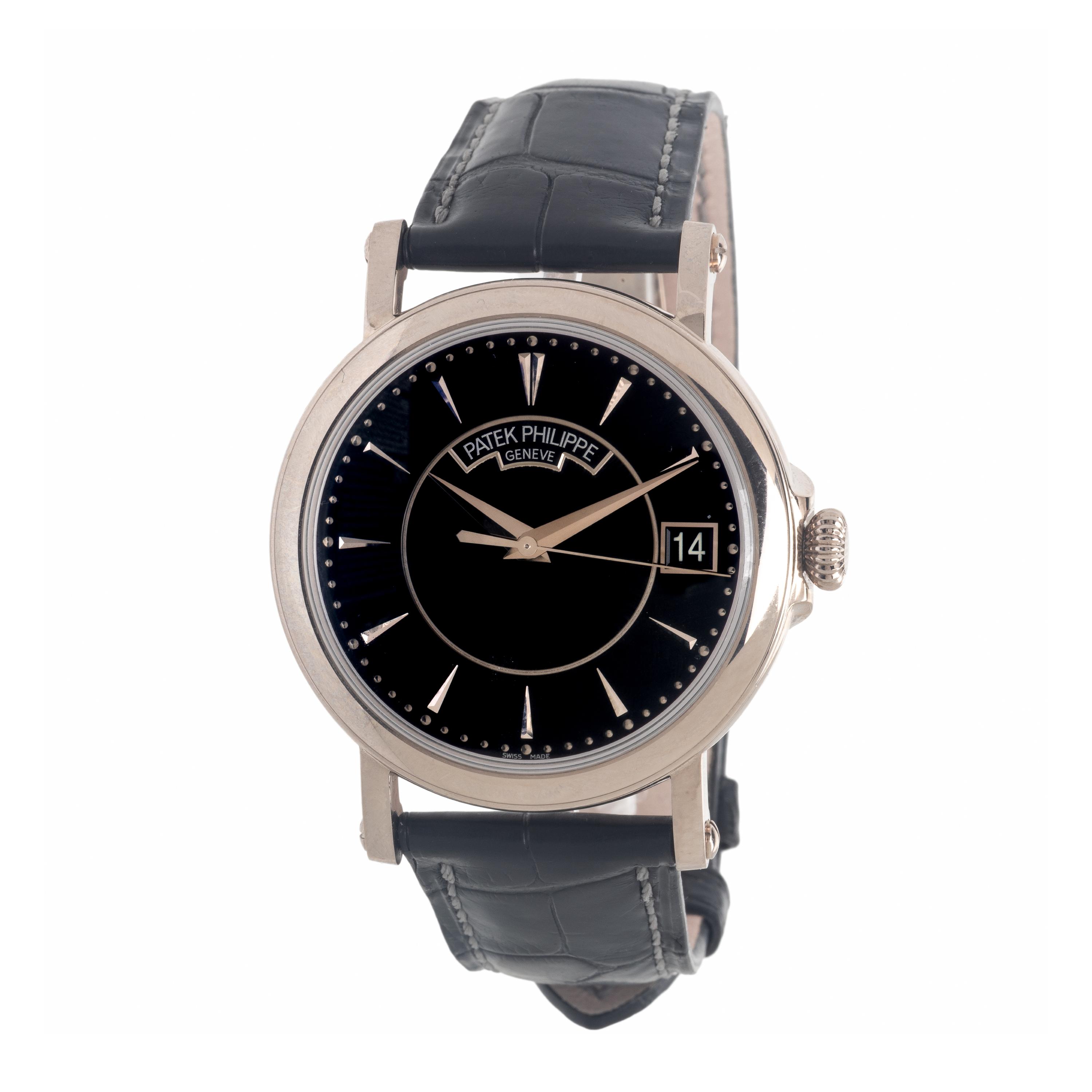 Patek Philippe, Ref. 5153G, 18K White Gold 'Calatrava' Watch with Officer's Case Back, with Box & Papers