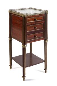 A Louis XVI Style Gilt Metal Mounted Bed Height of bed frame 59 inches. — LATE 19TH/EARLY 20TH CENTURY