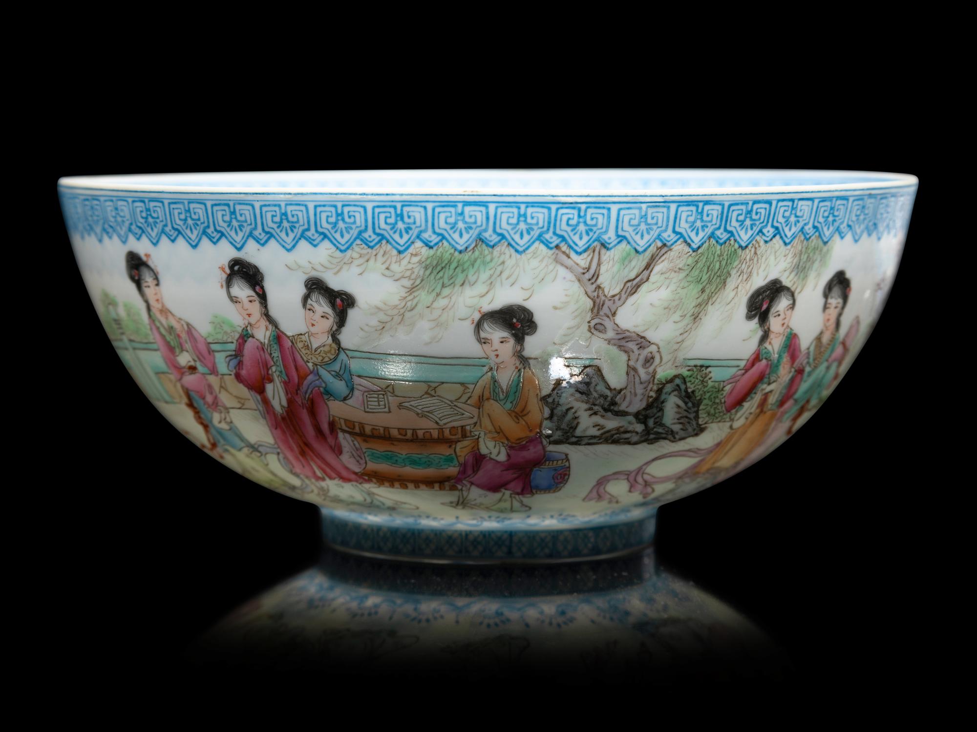 A Set of Four Chinese Famille Rose Eggshell Porcelain Bowls