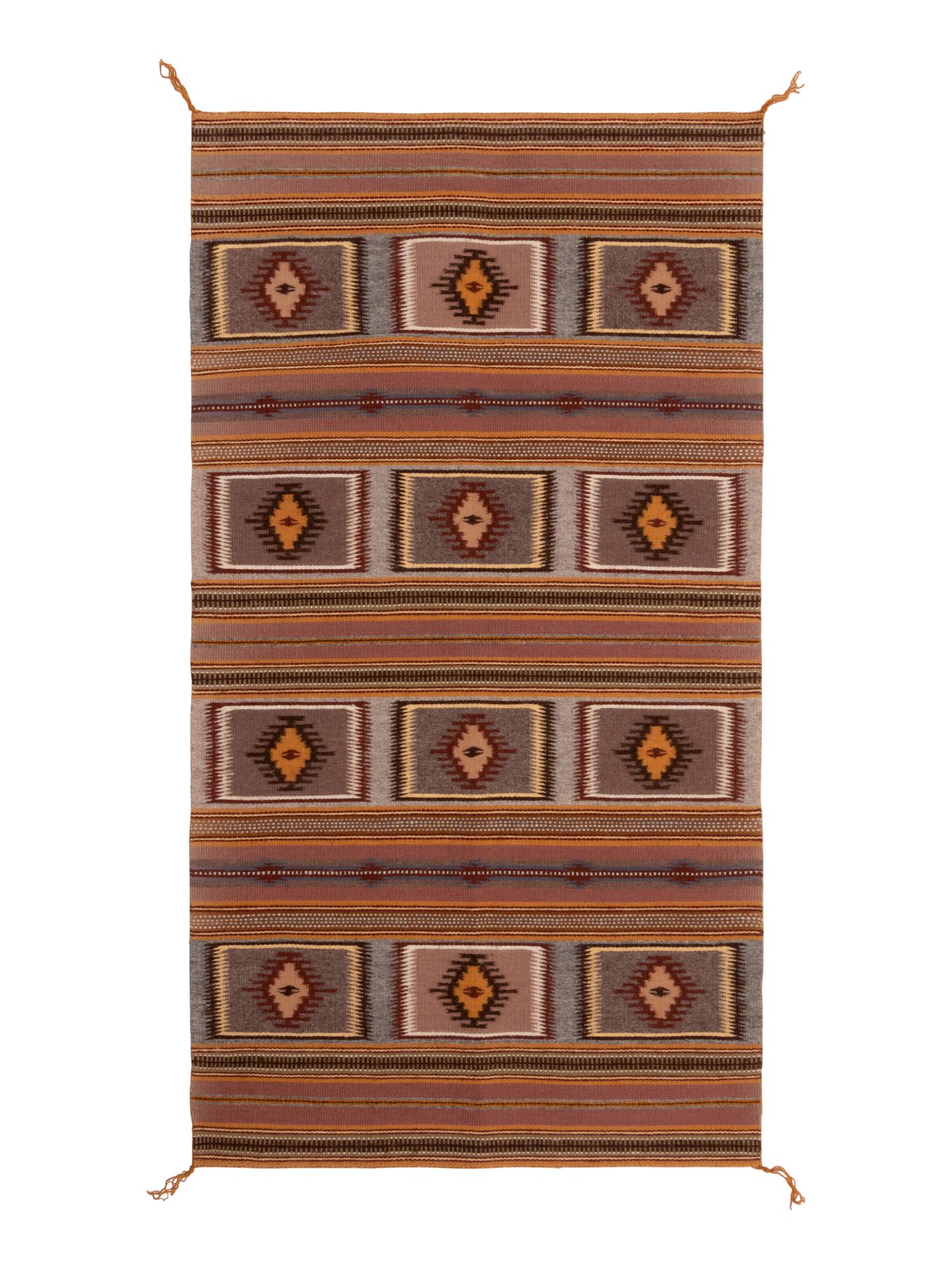 Navajo Wide Ruins Weavings / Rugs