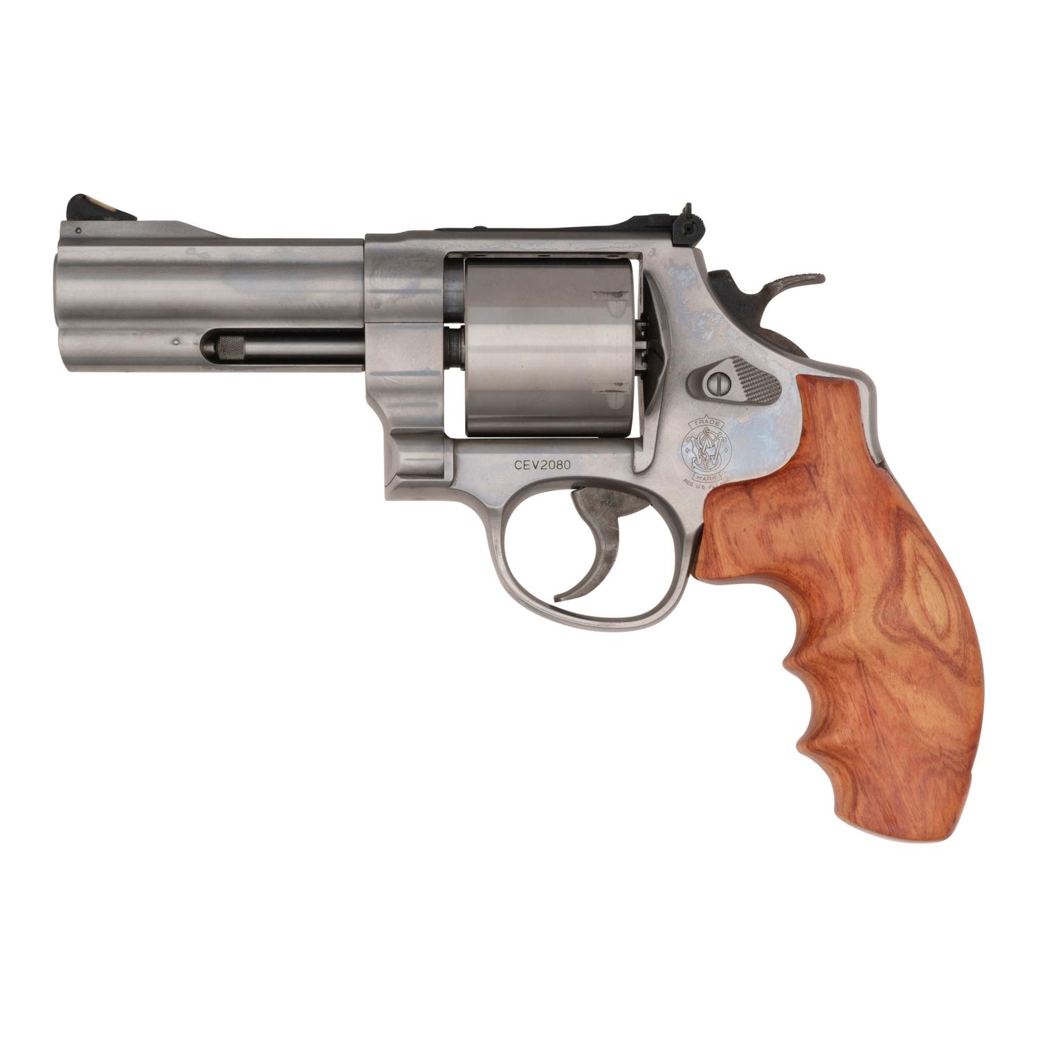 *Smith & Wesson Model 610-2 in Factory Box
