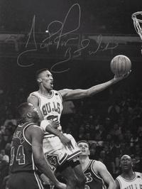 A Unique Scottie Pippen Signed Autograph Vintage Photograph (Beckett Authentication Services BAS Certified),