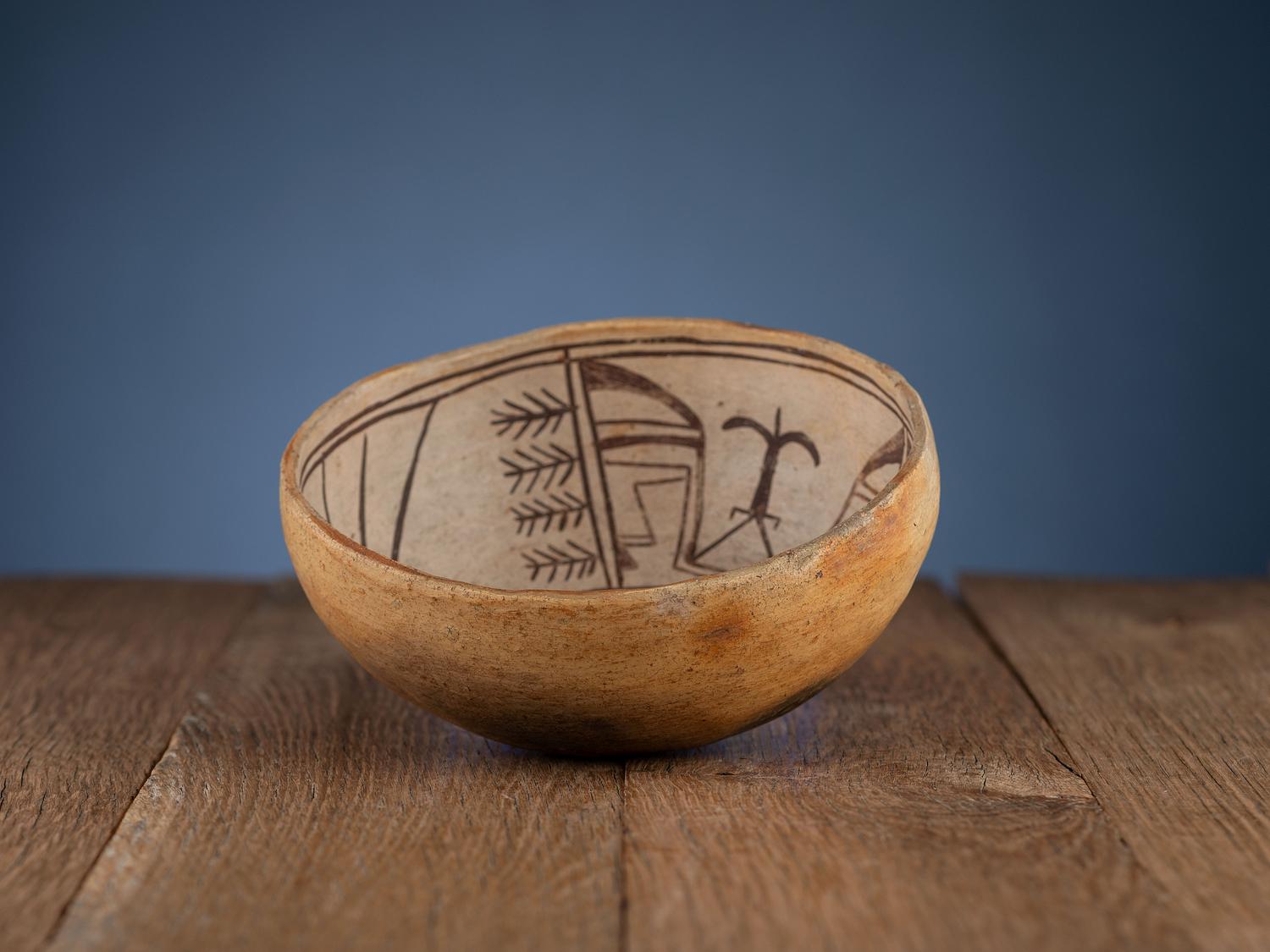 Polacca Pottery Bowl, with Pahlik Mana