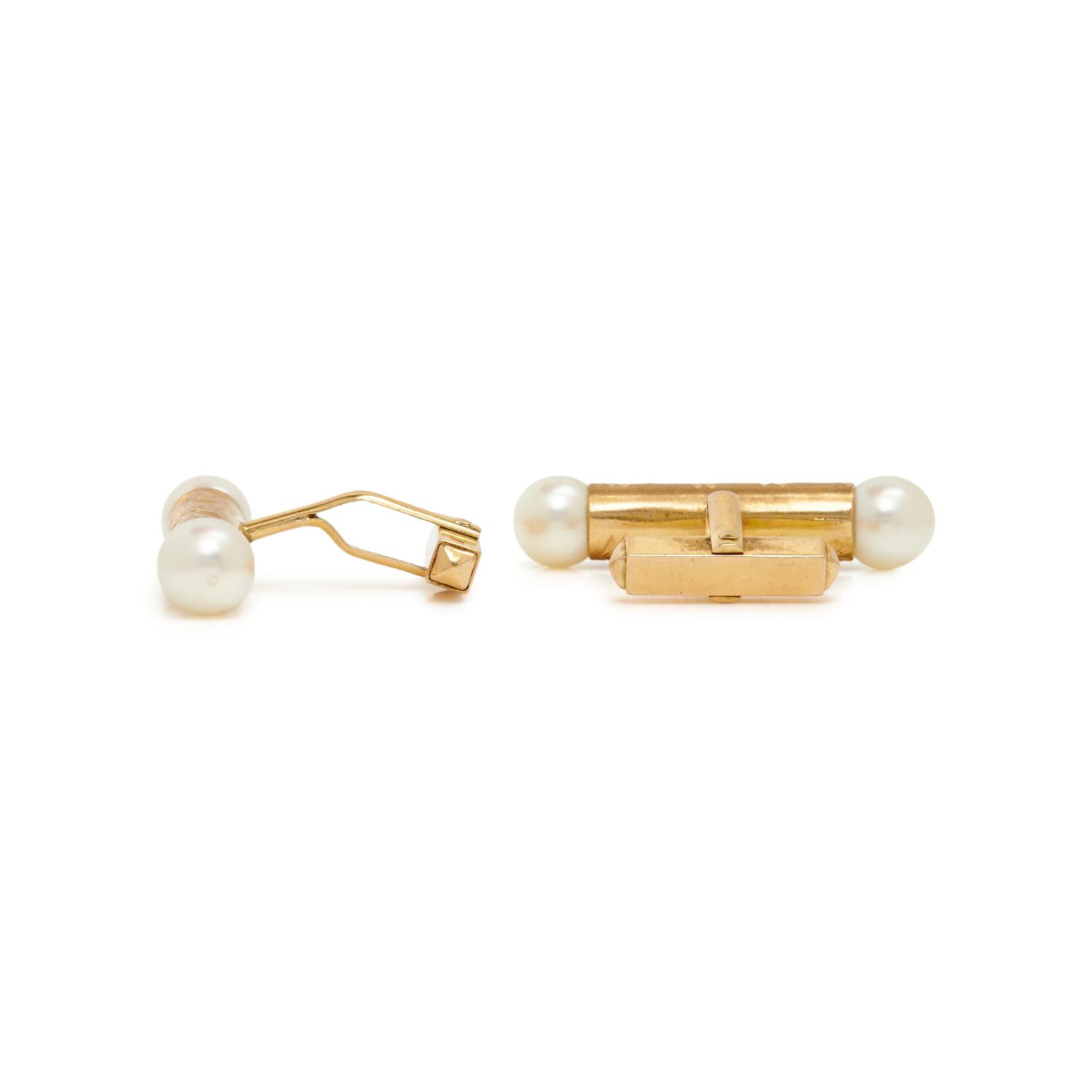 COLLECTION OF YELLOW GOLD MEN'S ACCESSORIES