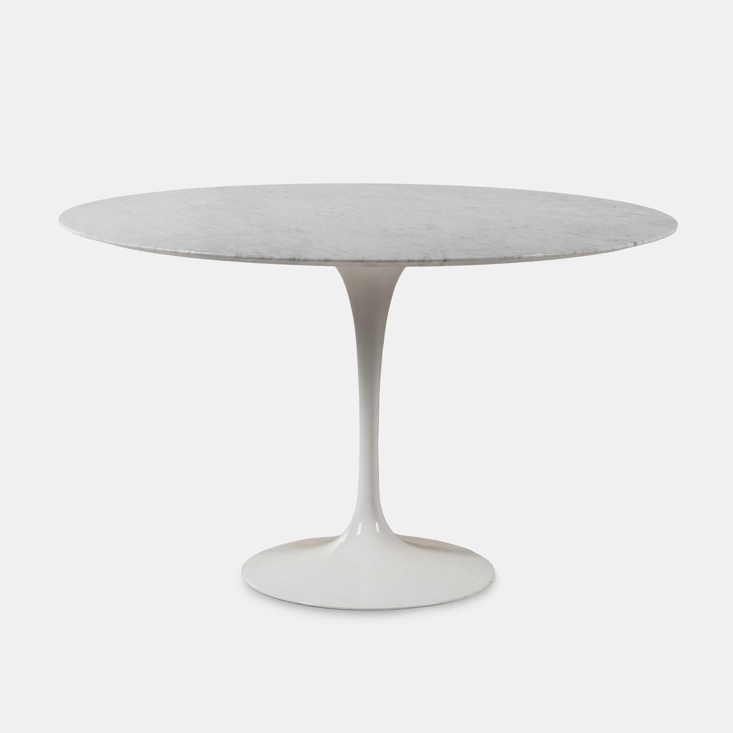 Tulip Style Dining Table