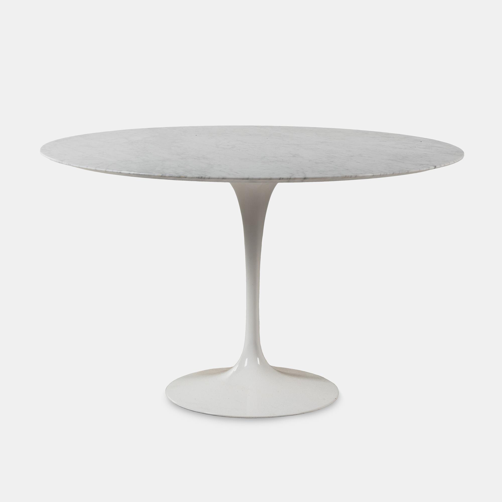 Tulip Style Dining Table