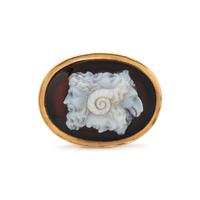 ANTIQUE, ROSE GOLD AND AGATE CAMEO RING