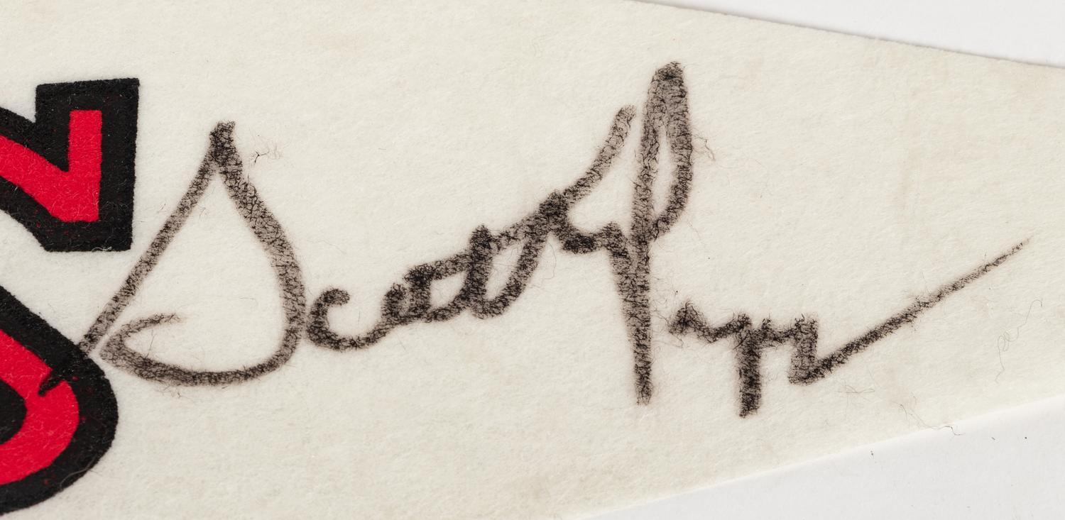 A 1988-89 Chicago Bulls Team Signed Autograph Pennant Including Michael Jordan (Beckett Authentication Services BAS Certified),