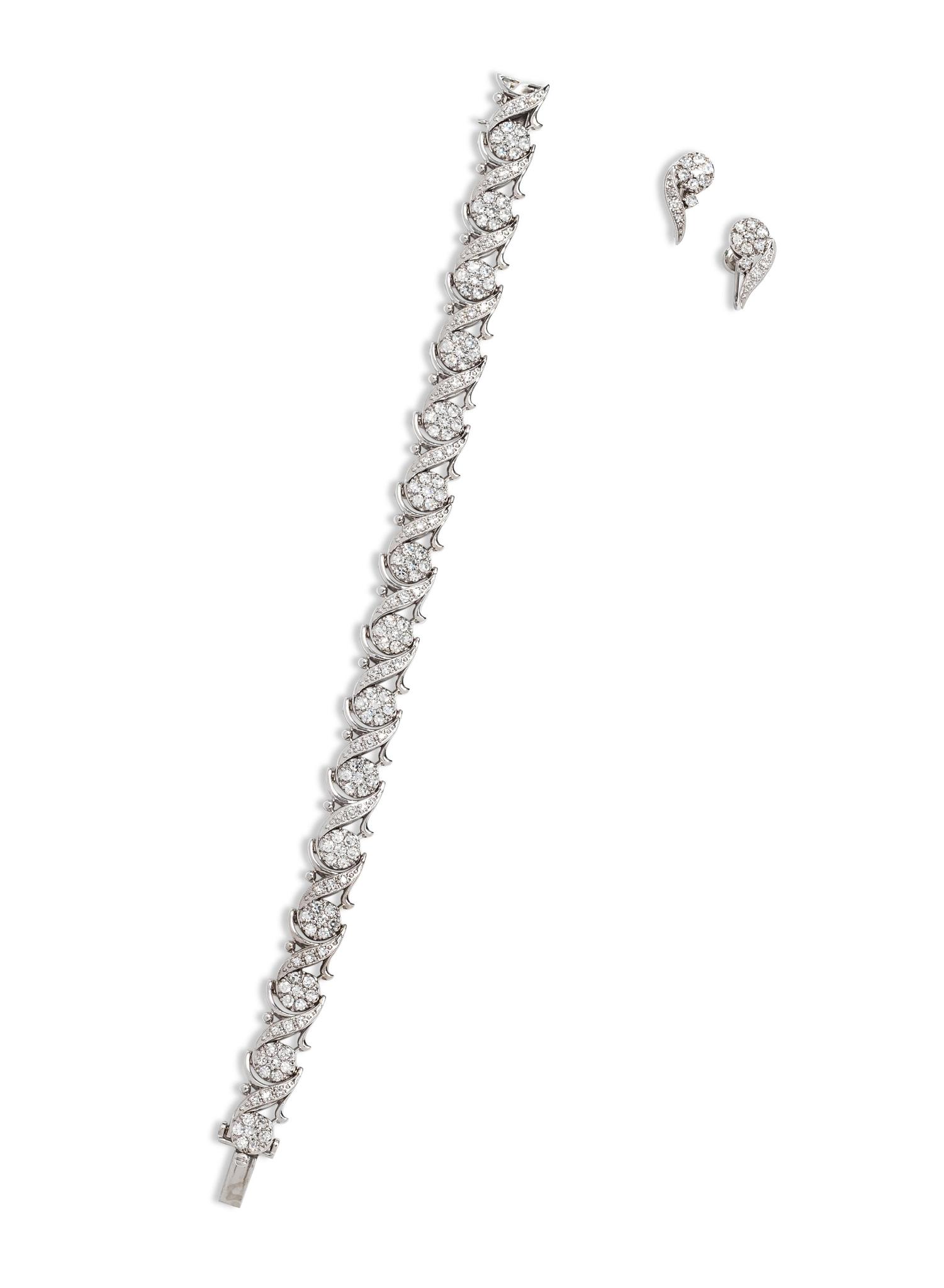 DIAMOND SET