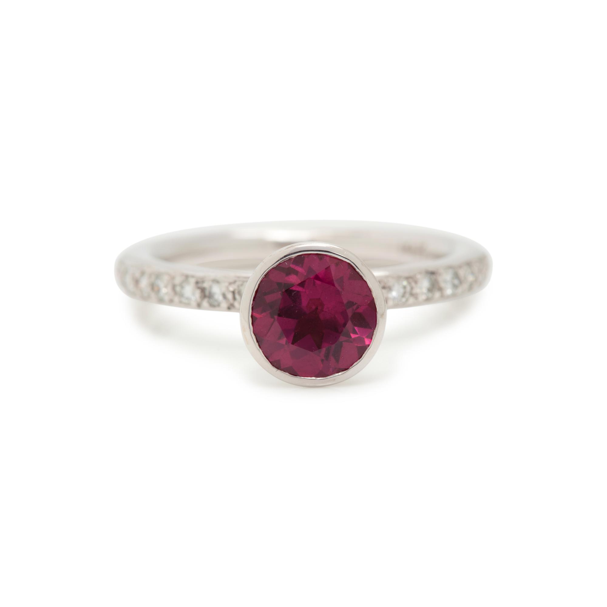 GARNET AND DIAMOND RING