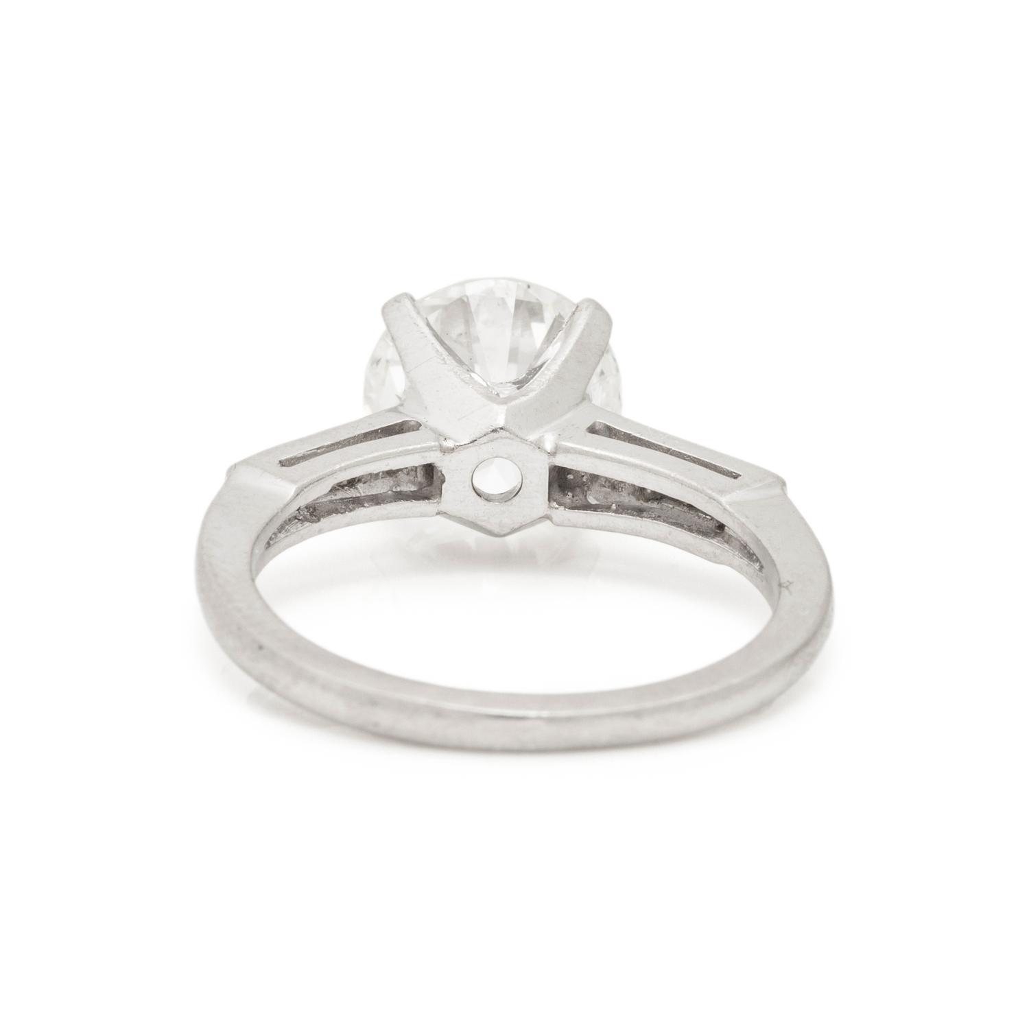 DIAMOND RING