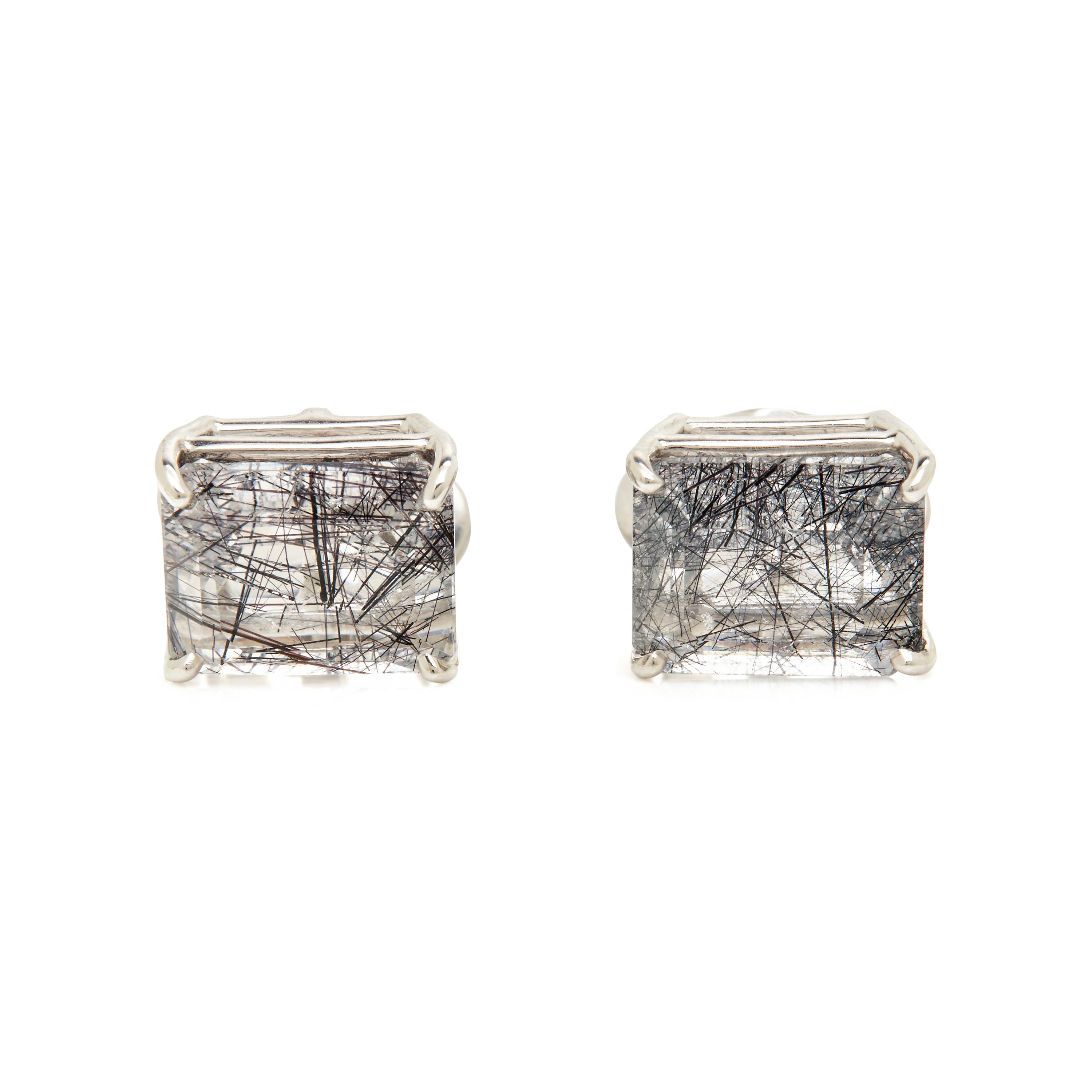 WHITE GOLD AND TOURMALINATED QUARTZ CUFFLINKS