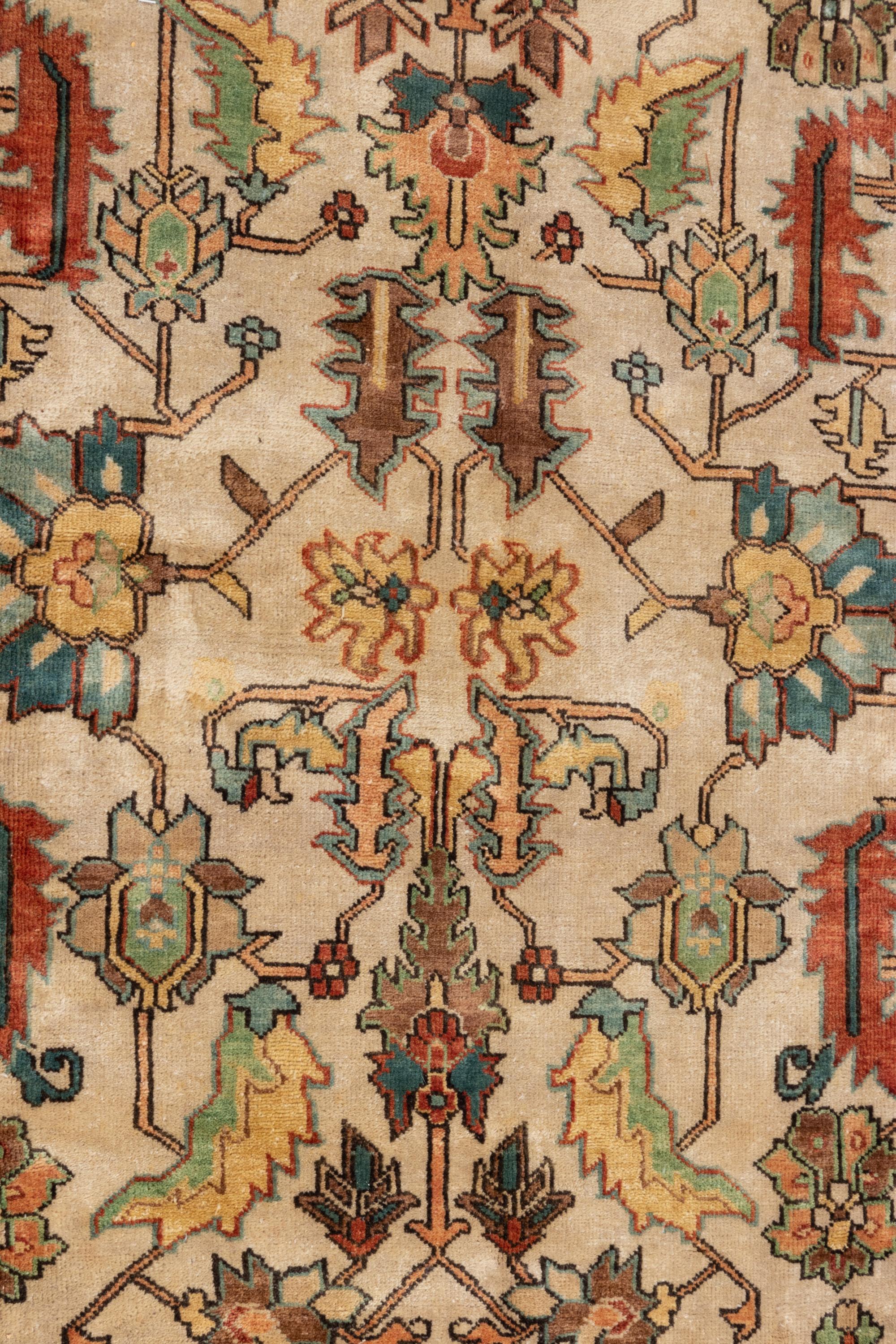 A Serapi Design Wool Rug