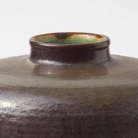 A Wedgwood Norman Wilson (1902-1985) Unique Ware Vase UK, 1960s