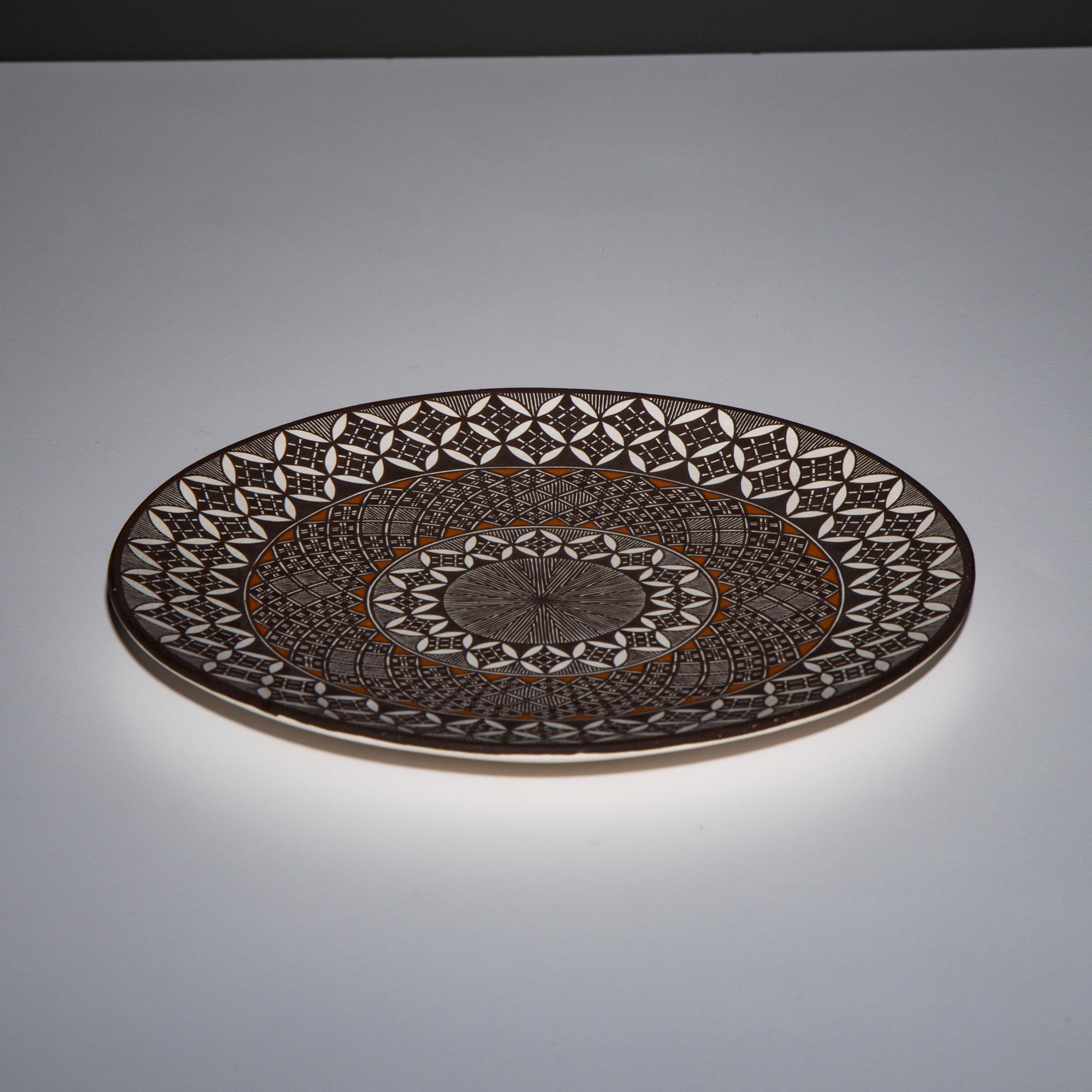 Rebecca Lucario (Acoma, b. 1951) — Fine Line Pottery Plate
