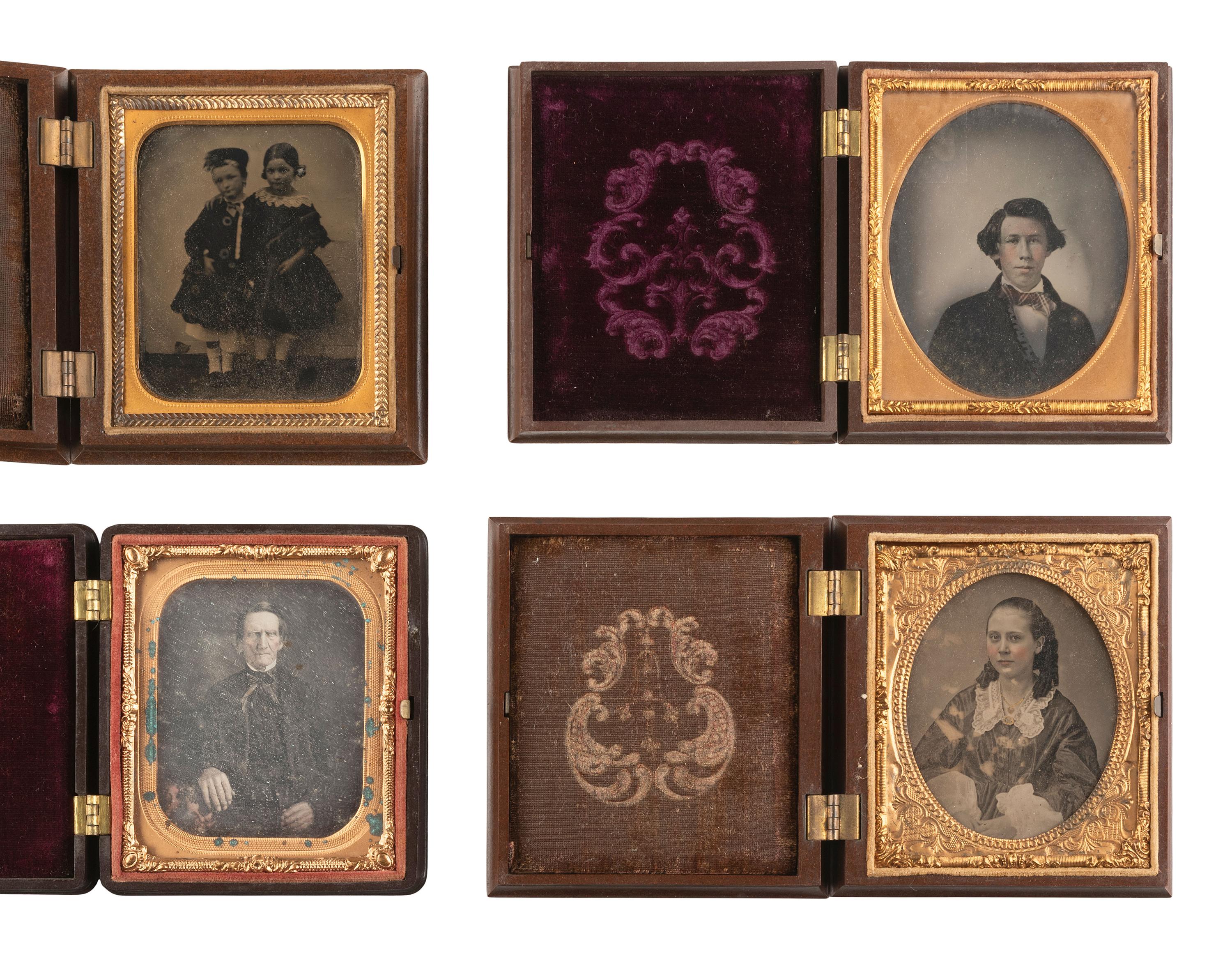 [EARLY PHOTOGRAPHY]. 21 assorted Union cases, some containing images.